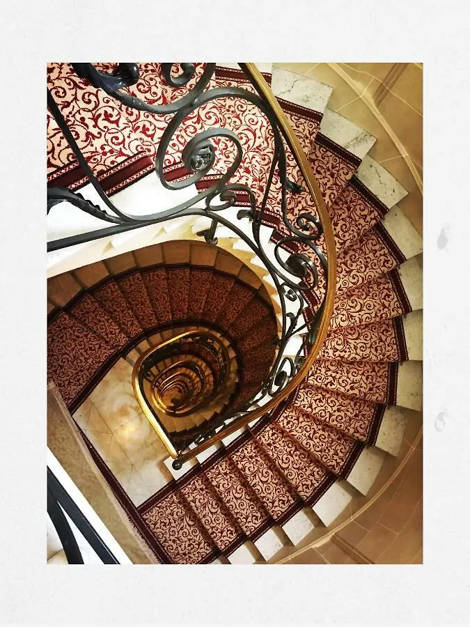 Stella Yardena * París