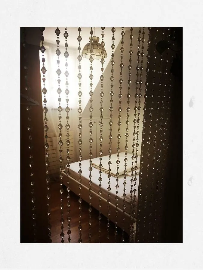 Stella Yardena Apartamento París